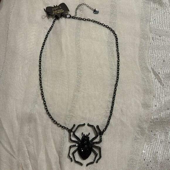 piper.k spider necklace - Picture 3 of 4